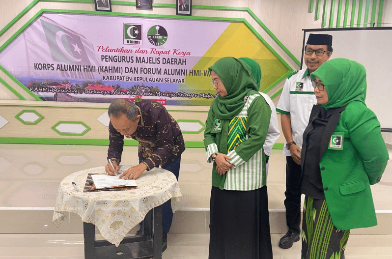 Pelantikan MD KAHMI dan FORHATI Selayar